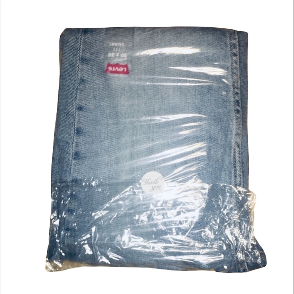 NWT Levi’s: 30x30 Light Blue Altered Skinny Jeans - Picture 8 of 8